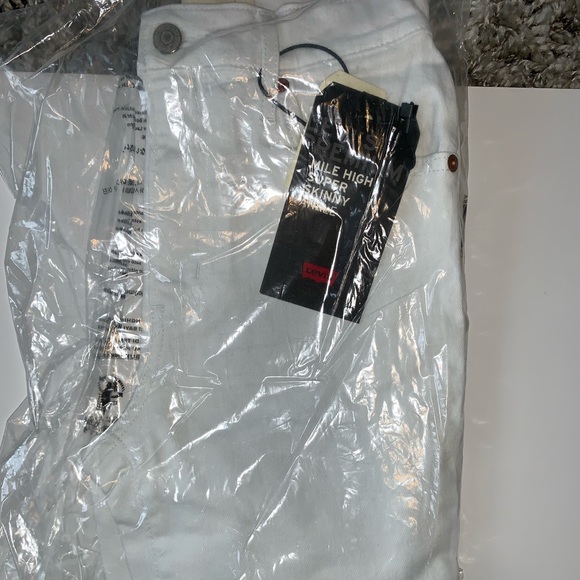 Levi’s Mile High Ankle Super Skinny Jeans NWT - Picture 3 of 8